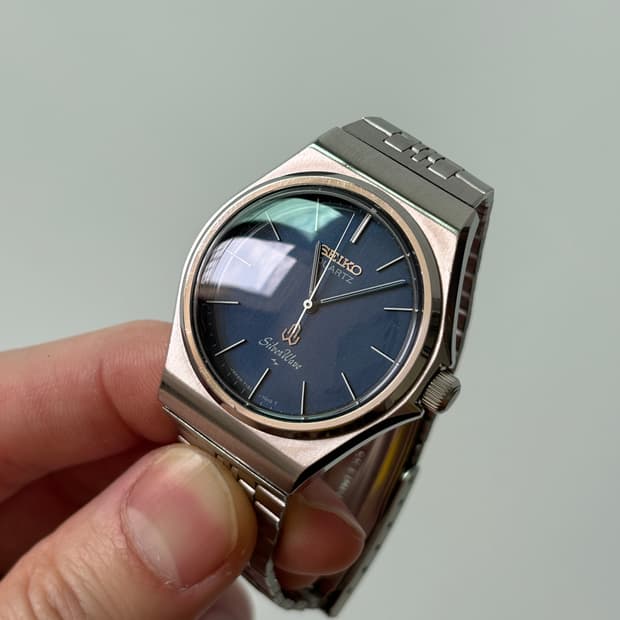 세이코 1980년대 Silverwave 네이비 다이얼 실버 쿼츠 남성