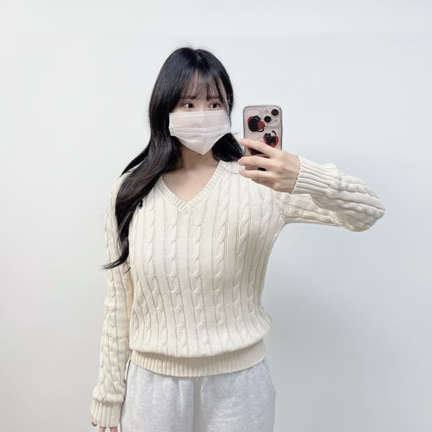 폴로 랄프로렌 포니 로고 케이블 브이넥 니트 베이지