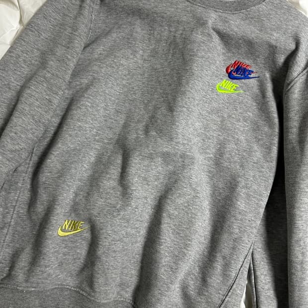 나이키 프렌치 테리 크루 맨투맨