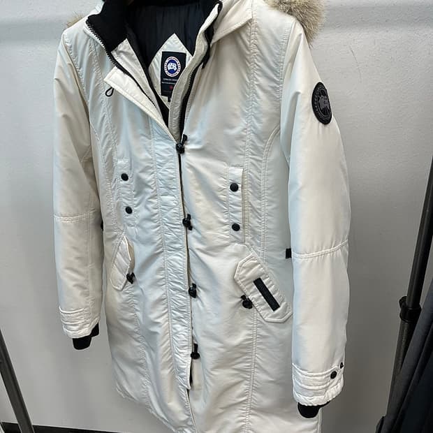 여) 캐나다구스 블랙와펜 롱패딩