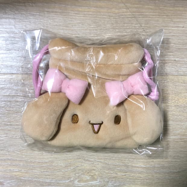 미쟝센 산리오 모카 스트링 파우치 