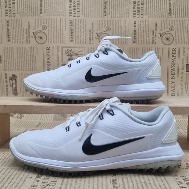 나이키 루나 컨트롤베이퍼 2 여성 골프화 230