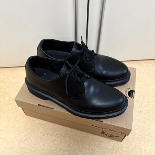 [택배비 포함] 280 닥터마틴 모노 스무스 블랙