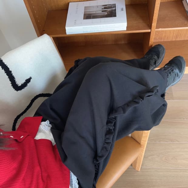 프릴 와이드 스웻팬츠 블랙 