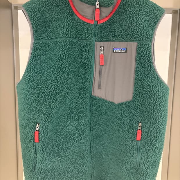 파타고니아 레트로 베스트 그린 XL