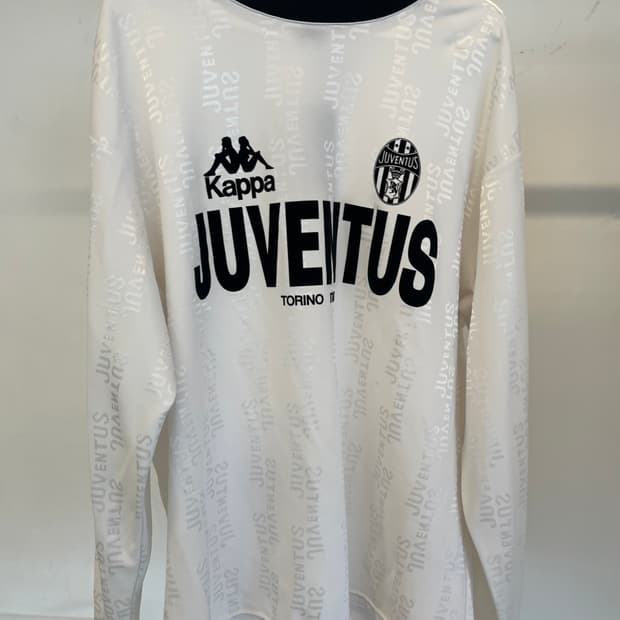 Kappa Juventus Retro Long Sleeve Jersey