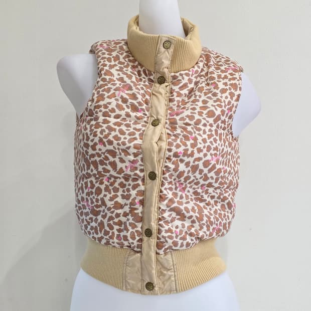 메조피아노 일본빈티지)레오파드 라떼오네갸루 호피모리걸리버시블패딩조끼베스트