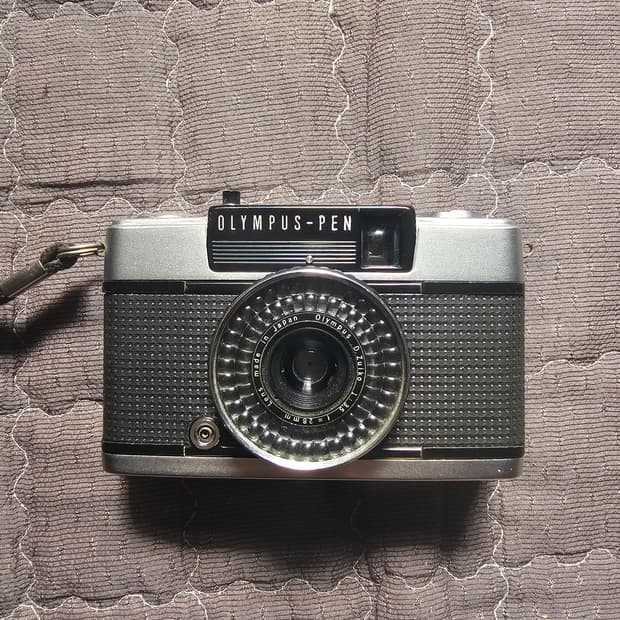 올림푸스 PEN EE3 필름 카메라(하프카메라)