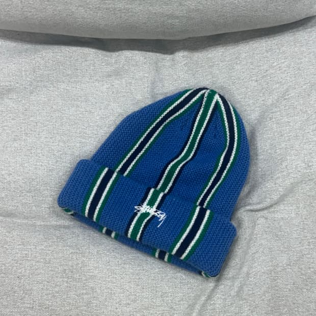 스투시 스트라이프 비니 블루