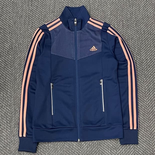 아디다스 삼선 트랙탑 v0205
