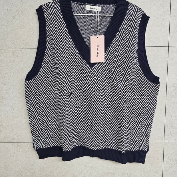 로미스토리 조끼 새상품