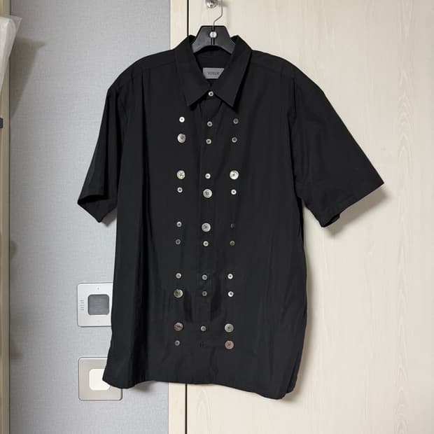 (2) Yosuk Bless me button shirts black