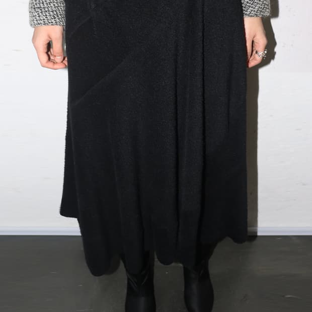 버나드 윌헴 01AW 스트럭티드 플레어 스커트