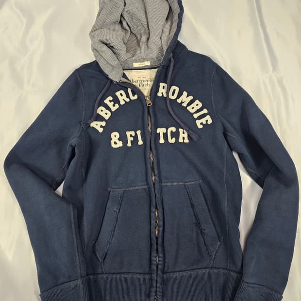 아베크롬비양홍원후드집업