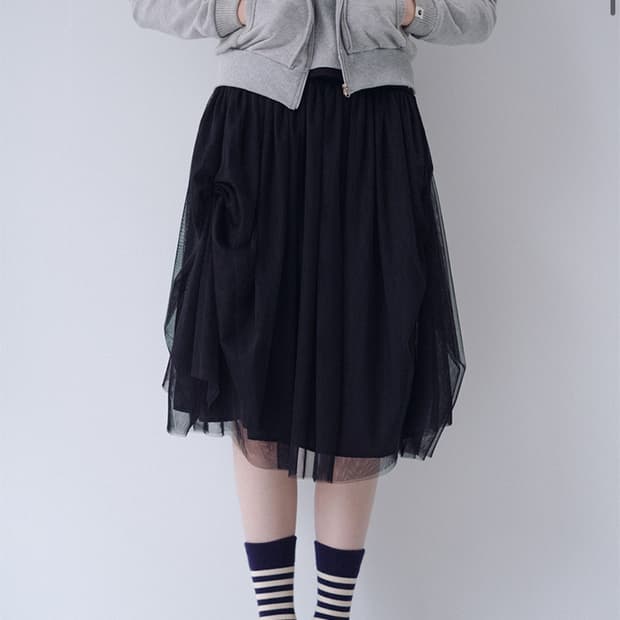 오헤시오 쉬어 드레이프 밴딩스커트 / 정가 89,000