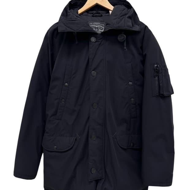 리바이스 덕다운 카라코람 야상패딩 블랙 (L)