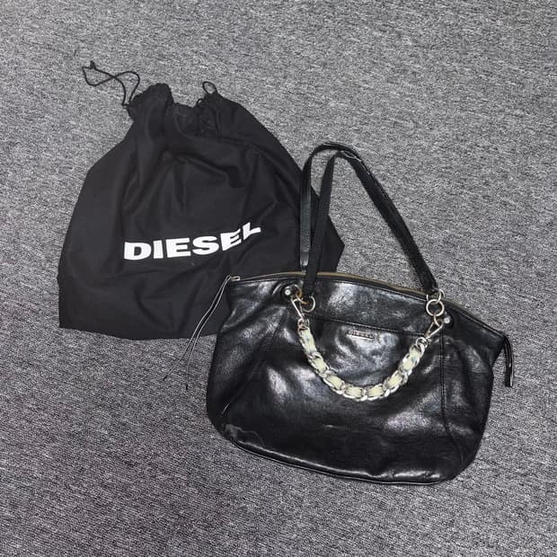 {Diesel} chain leather bag