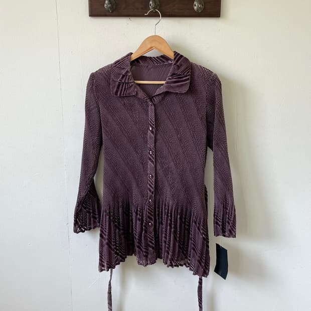 EARTHY MODE 로즈 벨벳 믹스 블라우스