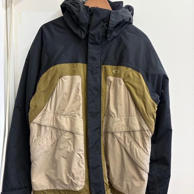 N215. 오클리 자켓