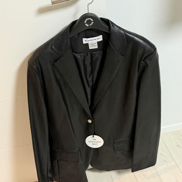 The mysterioushotel jk