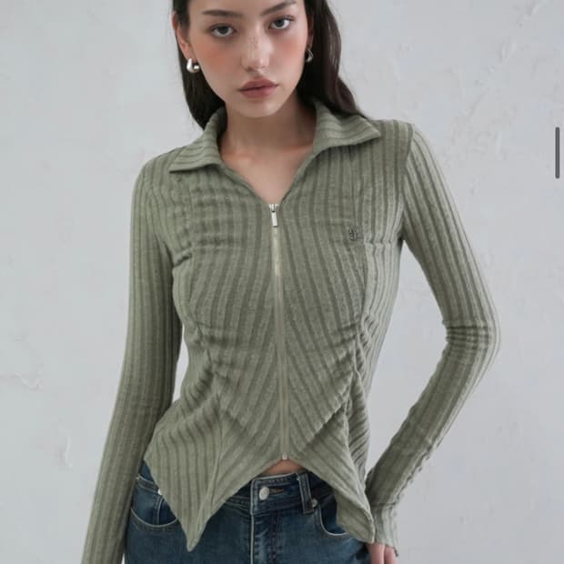 어반드레스 파예 셔링 집업 (Faye shirring Zip-up)