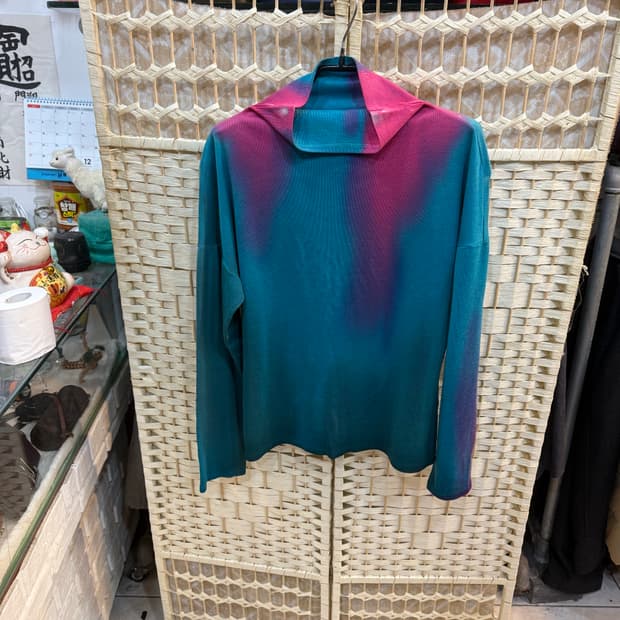 66-77 정품 이세이미야케 폭폴라 팝니다