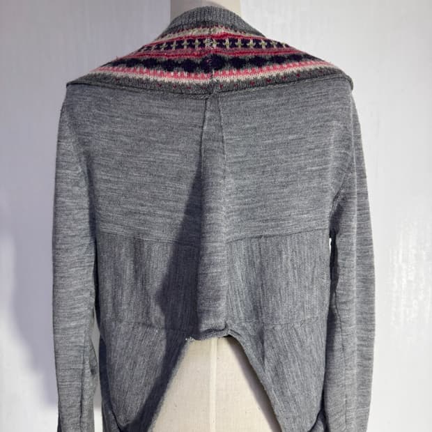 마리떼프랑소와저버 비대칭 볼레로 니트 가디건 에스닉 아방가르드 y2k