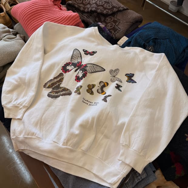80S 캐나다 생산 나비 그래픽 아트워크 스웻셔츠 L