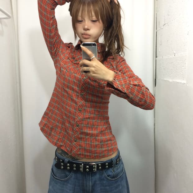 Burberry 똑딱이 단추 셔츠