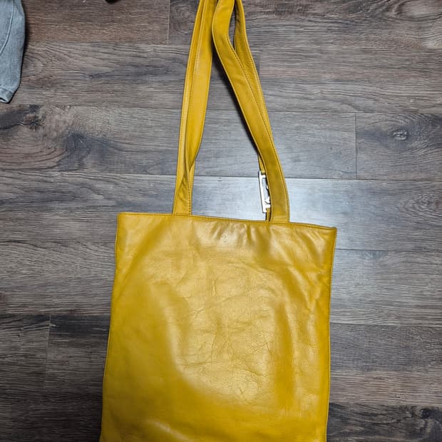 폴로 가죽가방 옐로