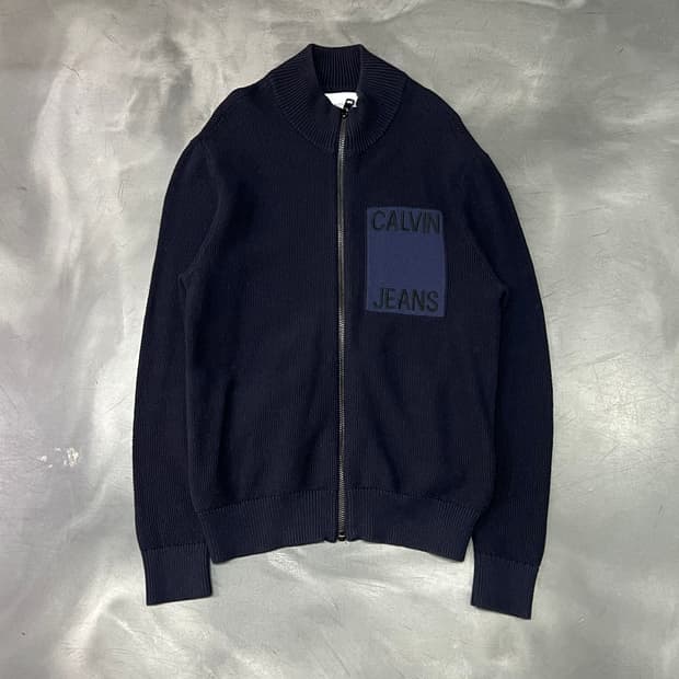  캘빈클라인 자수 니트 집업 y14773