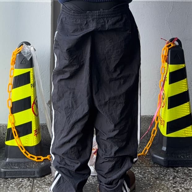 아디다스 트랙팬츠