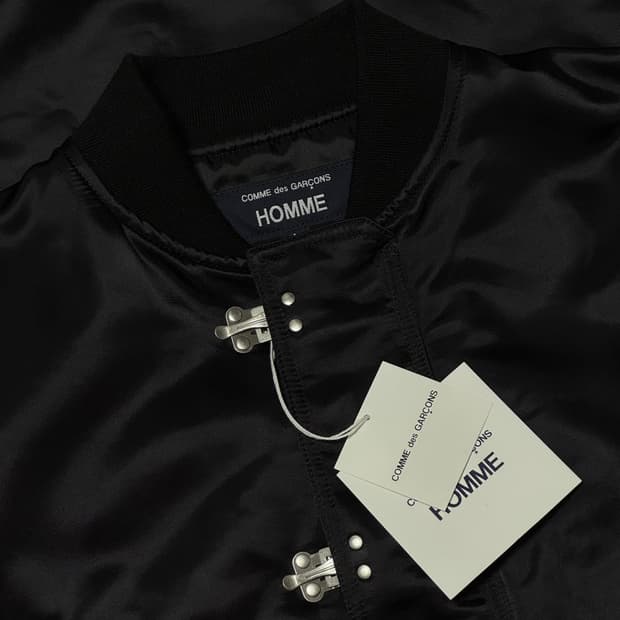 꼼데가르송 옴므 사틴 봄버 자켓