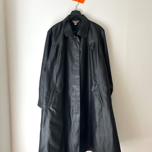 Swallow coat 트렌치