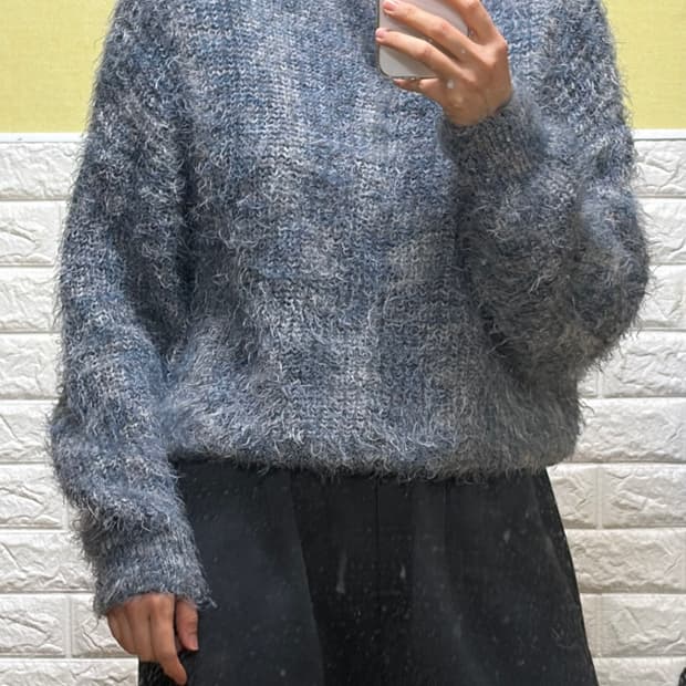 미쏘 립 라인 니트