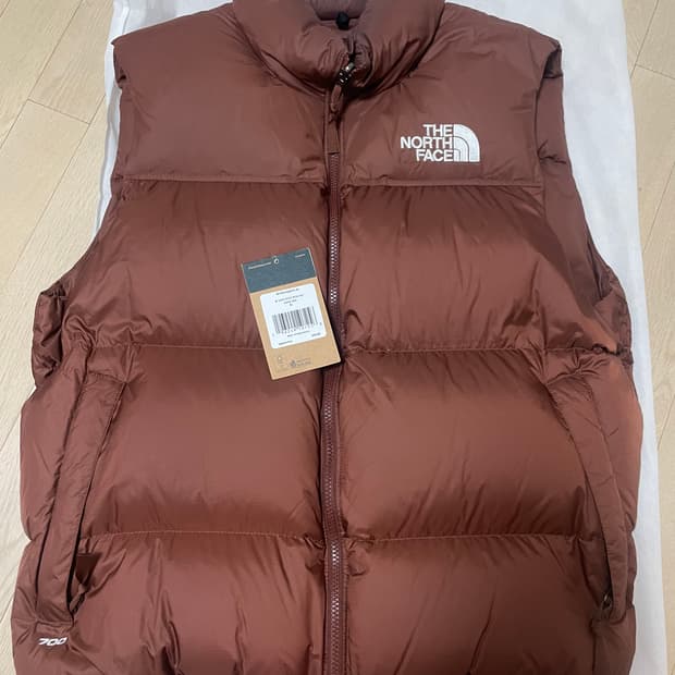 노스페이스 1996 레트로 눕시 베스트 다크 오크