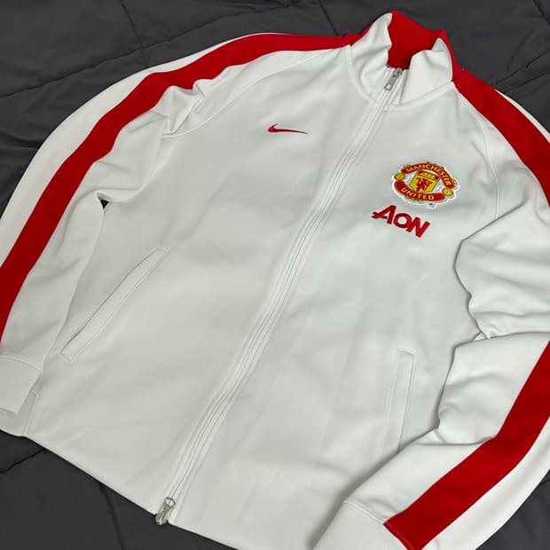나이키 맨체스터유나이티드  져지 트랙탑 미디움
