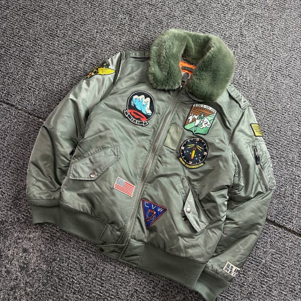 Xtonz 엑스톤즈 밀리터리 패치 퍼 MA-1 자켓 2643