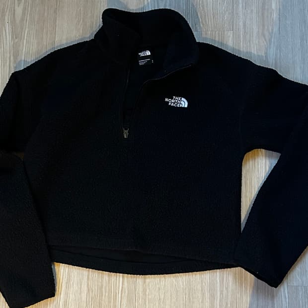 The North Face Osito cropped fleece