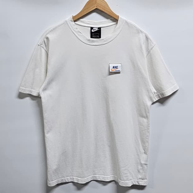 나이키 스포츠웨어 반팔티셔츠 S