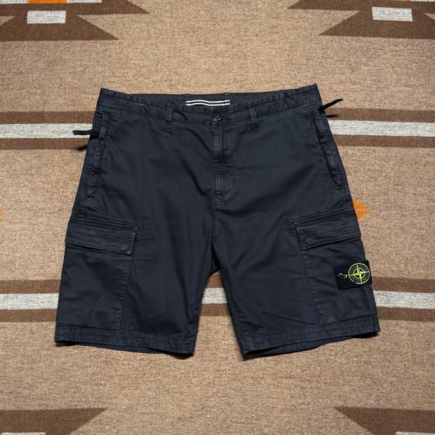 스톤아일랜드 버뮤다 카고 쇼츠 반바지 34