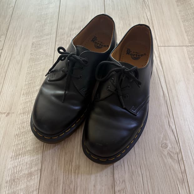 닥터마틴 1461 3홀 스무스 260
