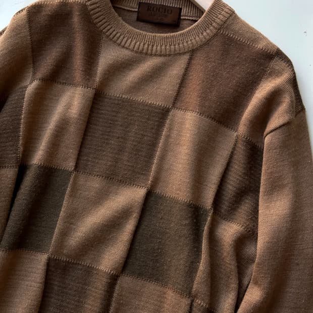 Patterned panel knit top
