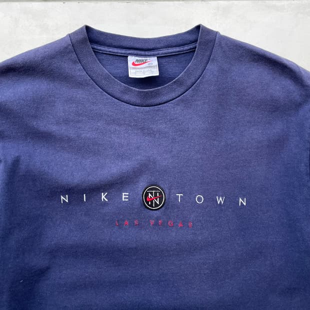 90‘s USA “Nike town Las Vegas” T-shirt