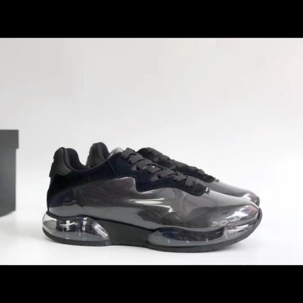 알렉산더왕 pvc 스니커즈 36