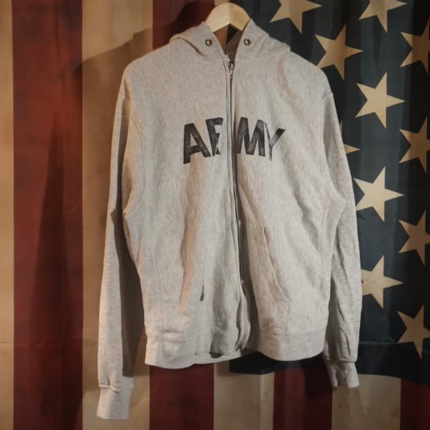US ARMY zip up (XL)