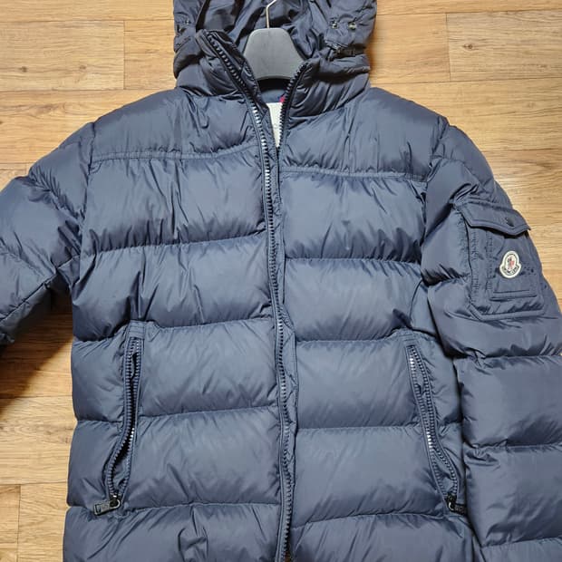 몽클레어 후드 패딩