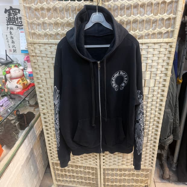 100 정품 크롬하츠 홀스슈 말발굽 플로럴 후드집업 팝니다