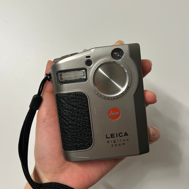 Leica digilux zoom