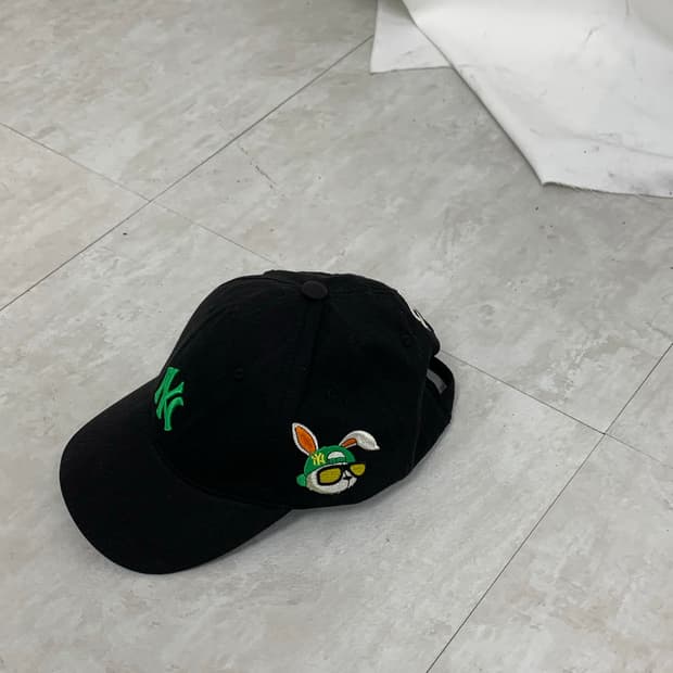 MLB bunny-stitched cap